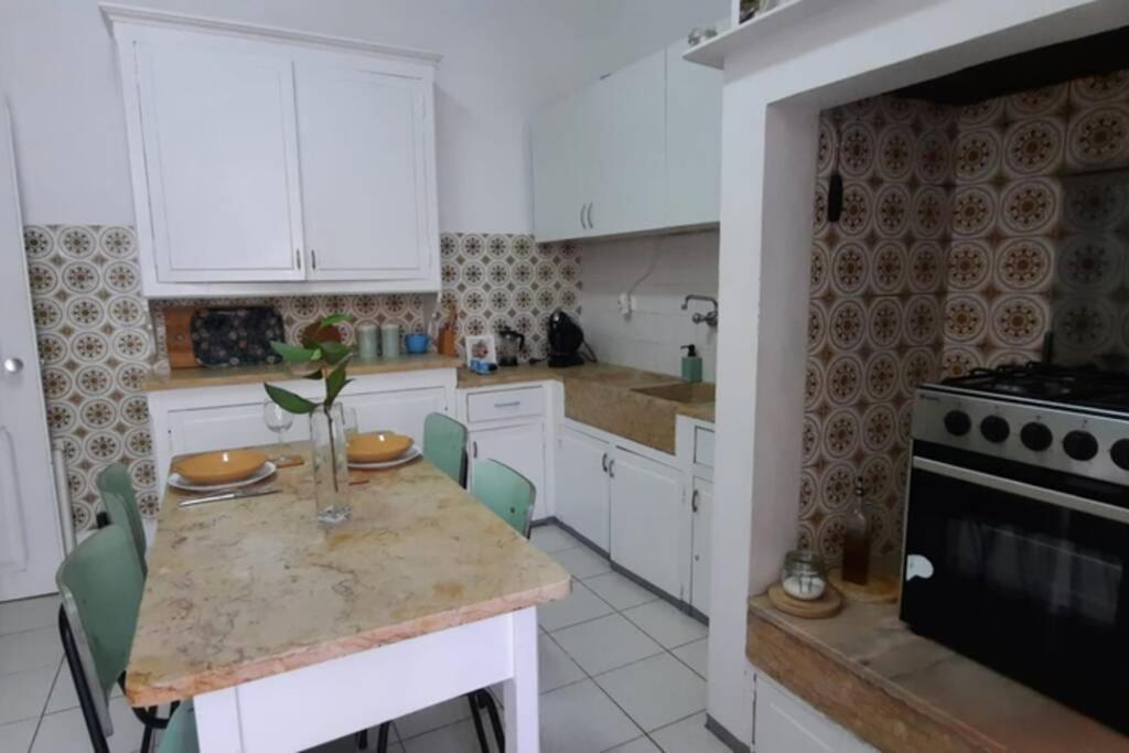 Charming Sunny Terrace / One Bedroom Apartment Lissabon Exterior foto